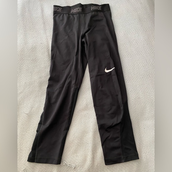 Black Nike capri running tights - Picture 1 of 2